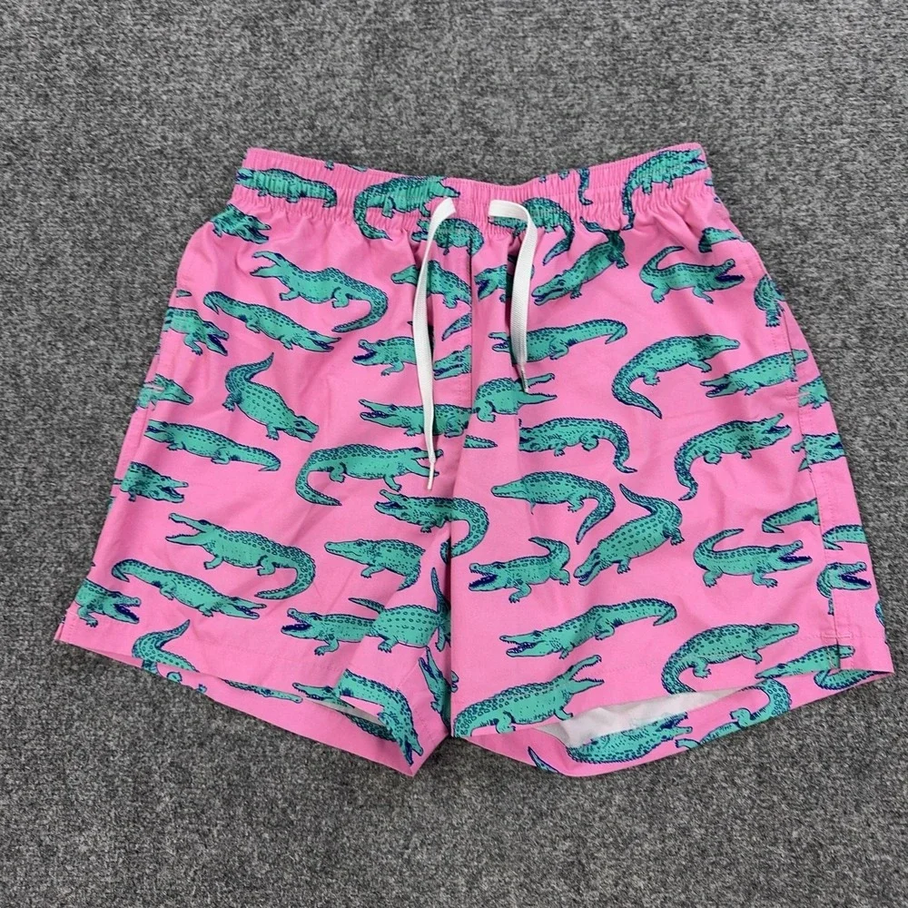 Chubbies Swim Trunks Mens Medium Pink Alligator Print Mesh Lined Drawstring